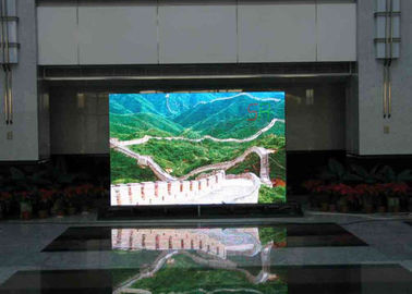 China 5mm Binnen Vaste LEIDENE Vertonings Hoge Resolutie, 40000 punten/sqm LEIDENE Videovertoning leverancier